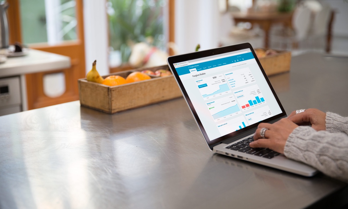 Export Your Hiveage Data to Xero